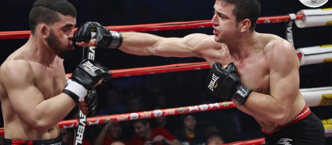 Παίκτης σε αγώνα ΜΜΑ έσπασε το χέρι του αντιπάλου του αλλά αυτός δεν δήλωσε παραίτηση (βίντεο)